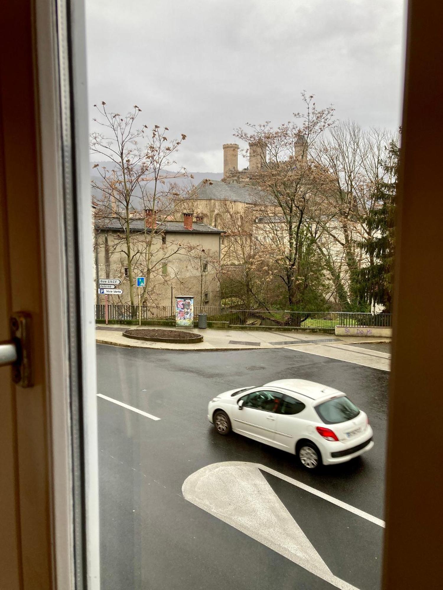 Aux 4 Logis Appart-Hotel - Studio Le Terra - Petit Dejeuner Inclus 1Ere Nuit Фуа Екстер'єр фото
